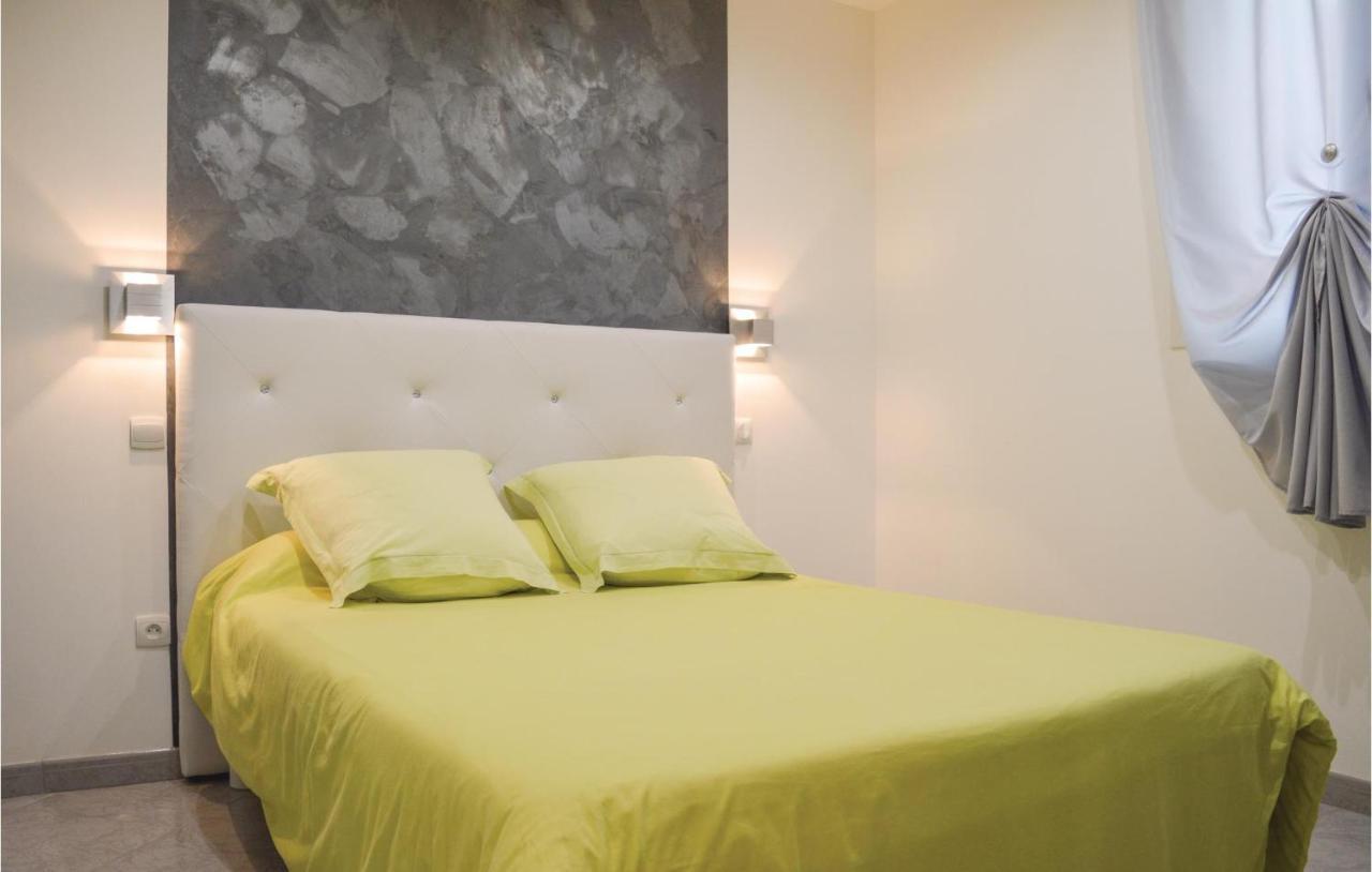 Nice Home In Ville Di Paraso With Wifi Exterior photo